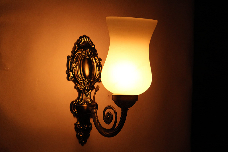 Chandelier (Small/Medium)