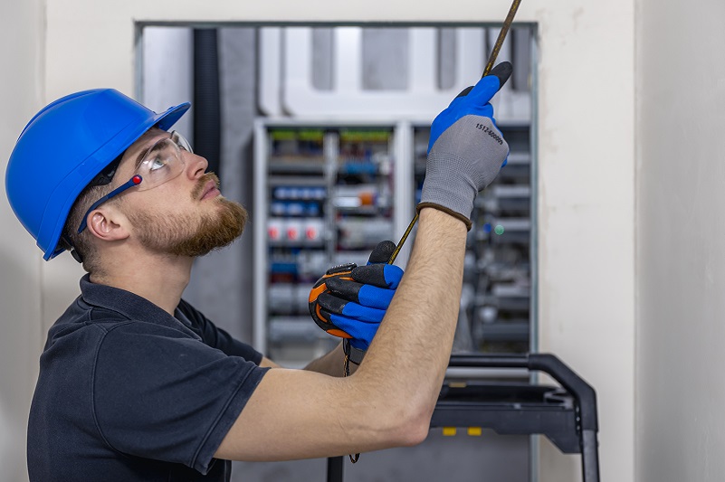 Semi-Automatic Installation